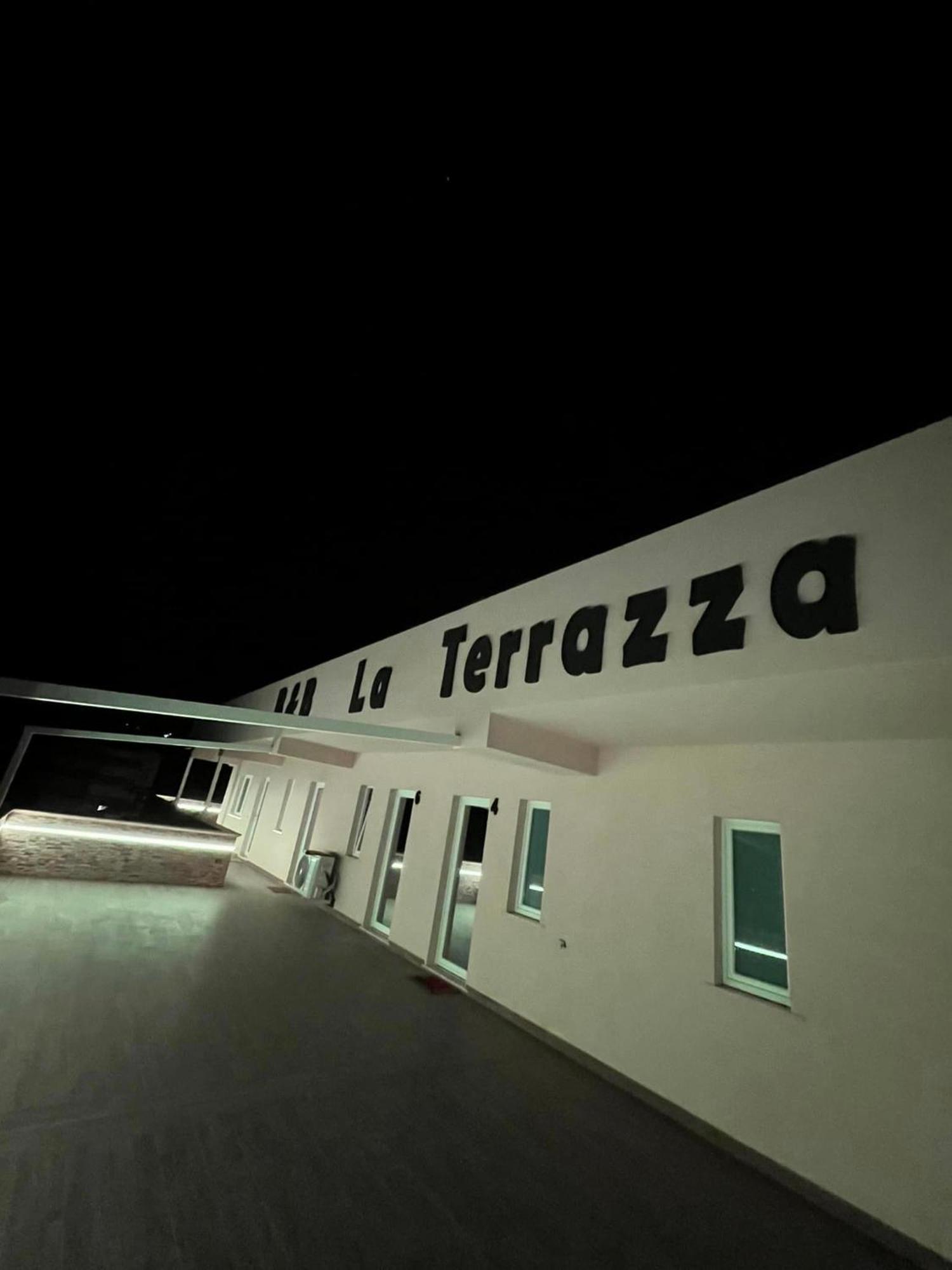 B&B La Terrazza Polifrone Cotronei Exterior photo